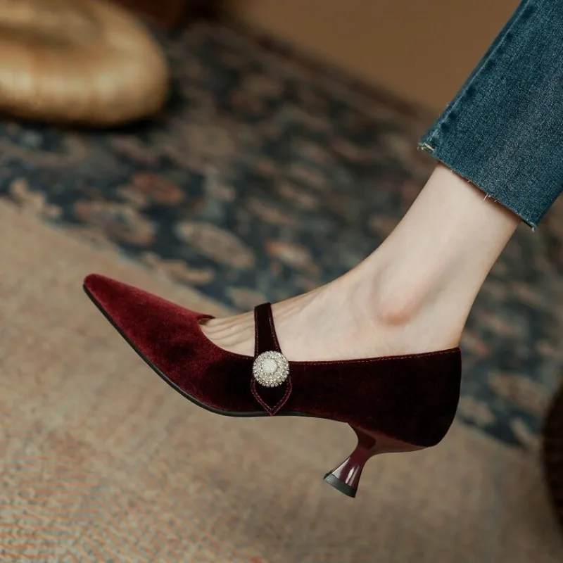 Mary Jane Shoes - Scarpe Mary Jane a punta rosso