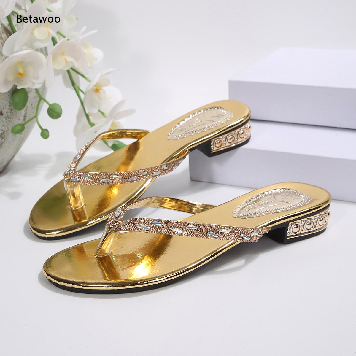 Sandali infradito con strass e - Gold Chain Sandal recensione e prezzo