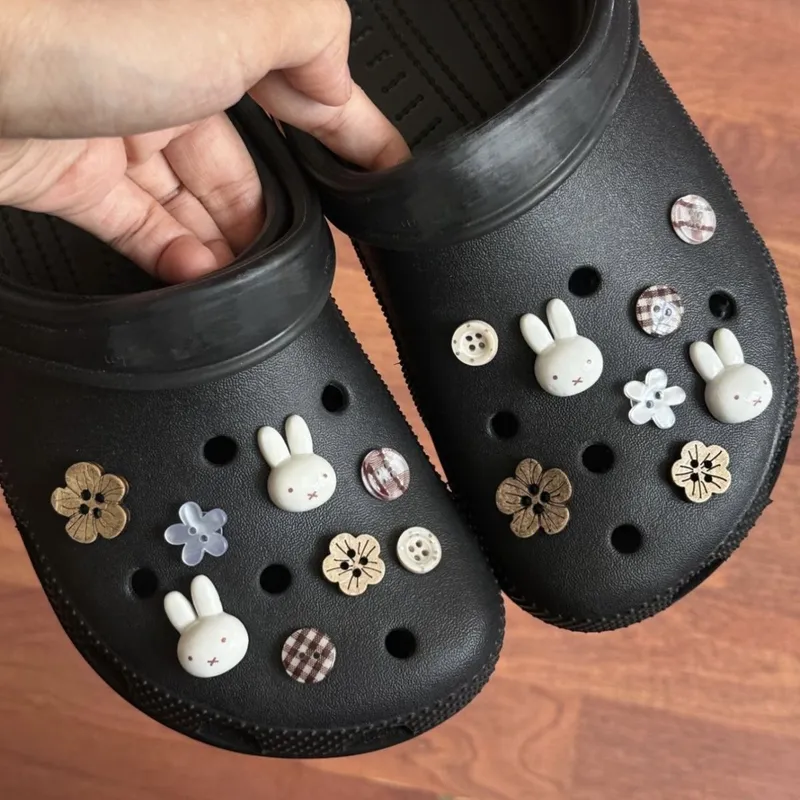Decorazioni per Scarpe a Forma - Croc Style Clog recensione e prezzo