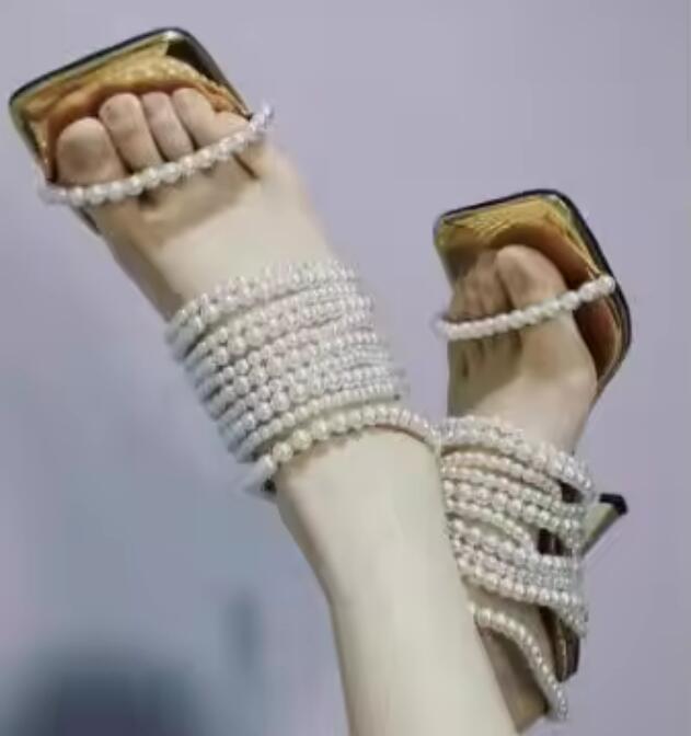Sandali Donna con Cinturini a  - Gold Chain Sandal recensione e prezzo